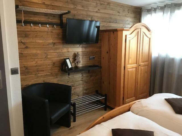 Black Forest Rooms Графенхаузен Екстериор снимка